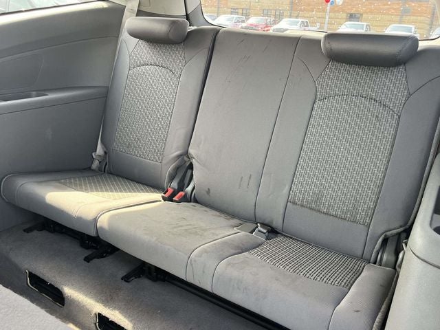 2011 Chevrolet Traverse LS