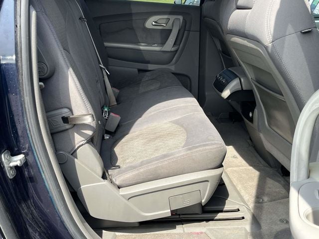 2011 Chevrolet Traverse LS