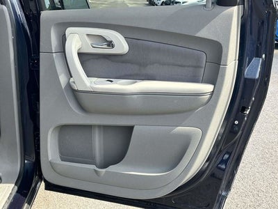 2011 Chevrolet Traverse LS
