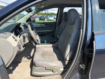 2011 Chevrolet Traverse LS