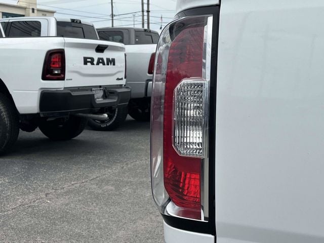 2022 GMC Canyon Elevation Standard