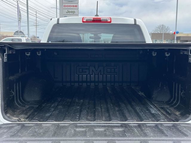 2022 GMC Canyon Elevation Standard