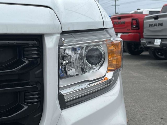 2022 GMC Canyon Elevation Standard