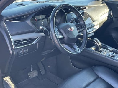 2020 Cadillac XT4 Premium Luxury