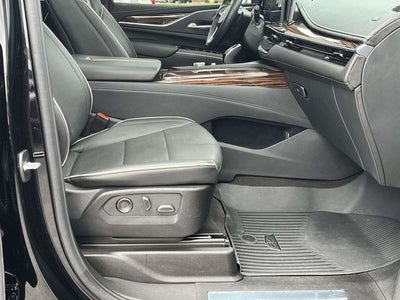 2024 Cadillac Escalade ESV Premium