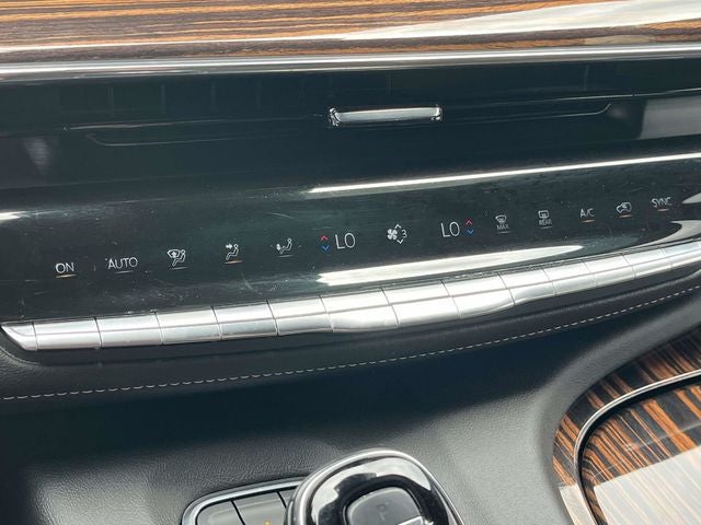 2024 Cadillac Escalade ESV Premium