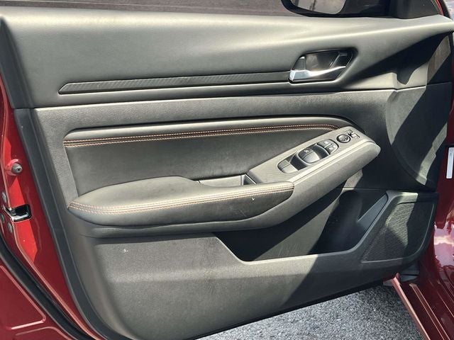 2022 Nissan Altima 2.0 SR