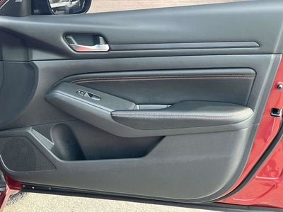2022 Nissan Altima 2.0 SR
