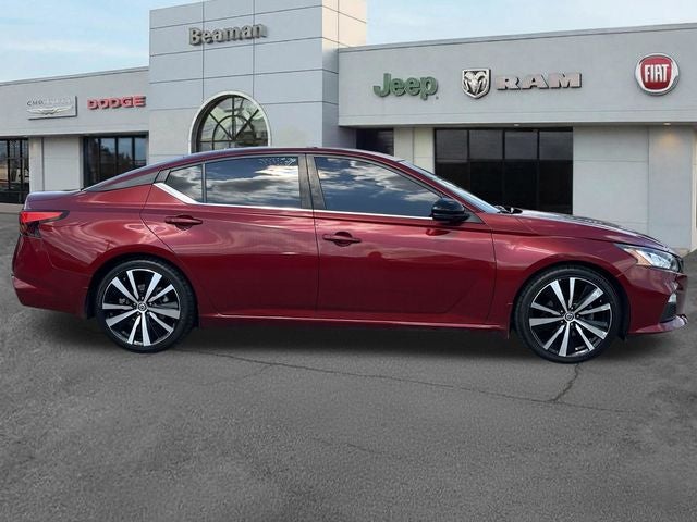 2022 Nissan Altima 2.0 SR