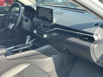 2023 Nissan Altima 2.0 SR