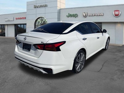2025 Nissan Altima 2.5 SL