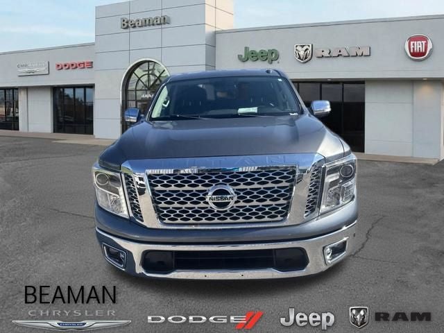 2019 Nissan TITAN SL