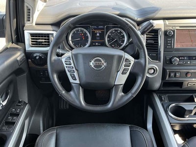 2019 Nissan TITAN SL