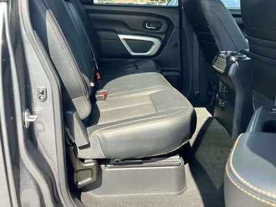 2019 Nissan TITAN SL