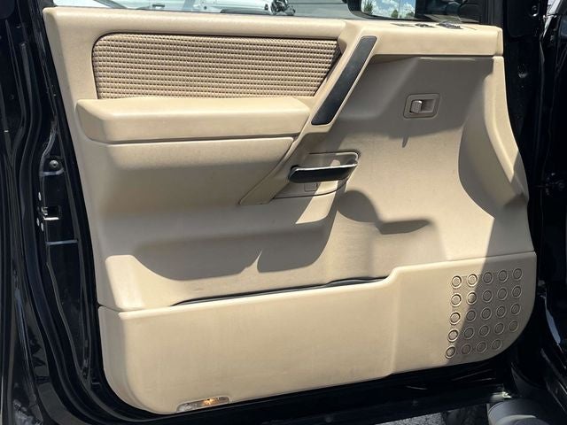 2014 Nissan Titan SV