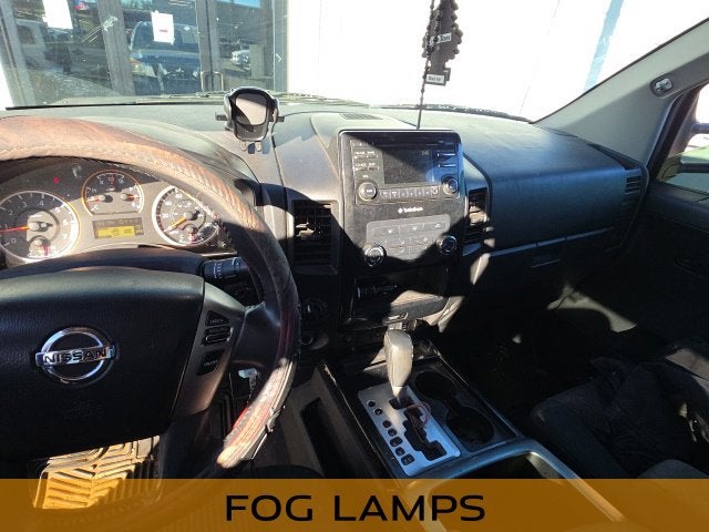 2014 Nissan Titan SV