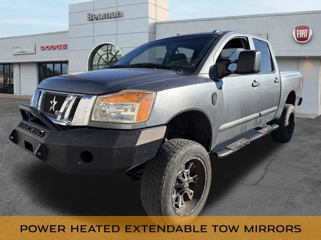 2014 Nissan Titan SV