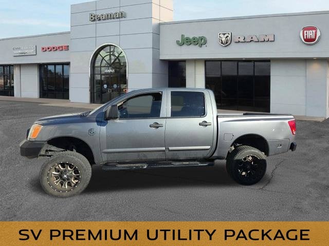 2014 Nissan Titan SV