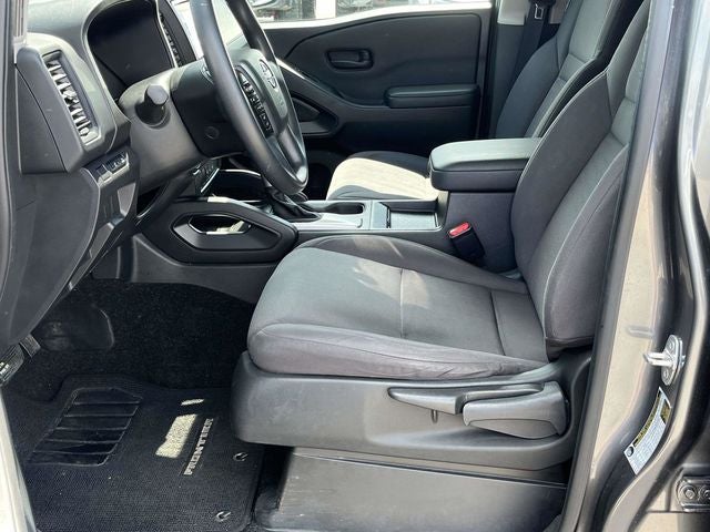 2024 Nissan Frontier S