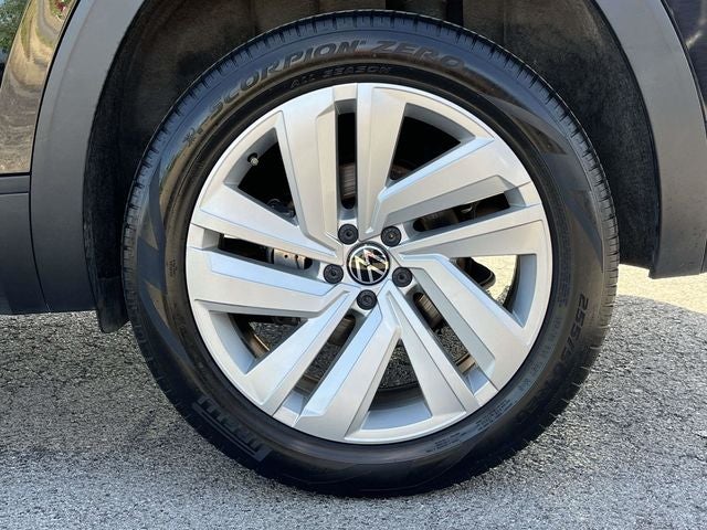 2020 Volkswagen Atlas Cross Sport 3.6L V6 SE w/Technology 4Motion