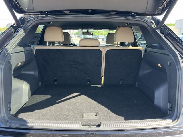2020 Volkswagen Atlas Cross Sport 3.6L V6 SE w/Technology 4Motion