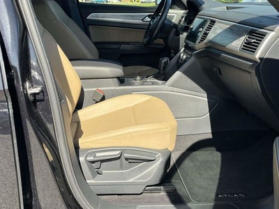 2020 Volkswagen Atlas Cross Sport 3.6L V6 SE w/Technology 4Motion
