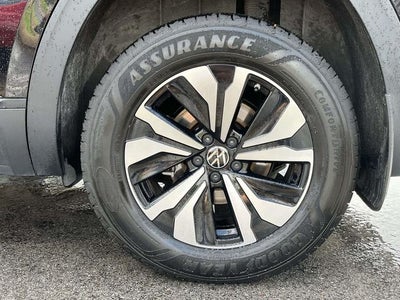 2024 Volkswagen Atlas Cross Sport 2.0T SE