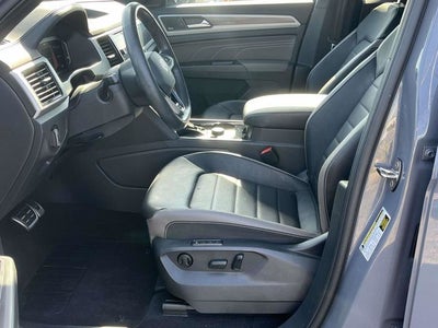 2022 Volkswagen Atlas Cross Sport 3.6L V6 SEL Premium R-Line