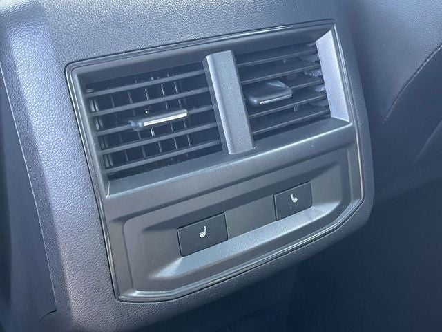 2022 Volkswagen Atlas Cross Sport 3.6L V6 SEL Premium R-Line