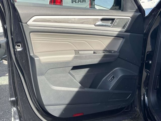 2022 Volkswagen Atlas Cross Sport 3.6L V6 SE w/Technology