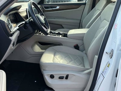 2025 Volkswagen Atlas 2.0T SE w/Technology
