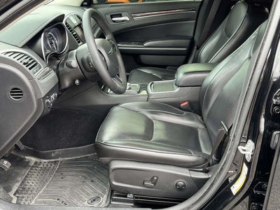 2023 Chrysler 300 Touring