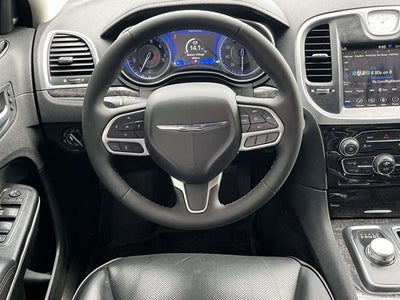 2023 Chrysler 300 Touring