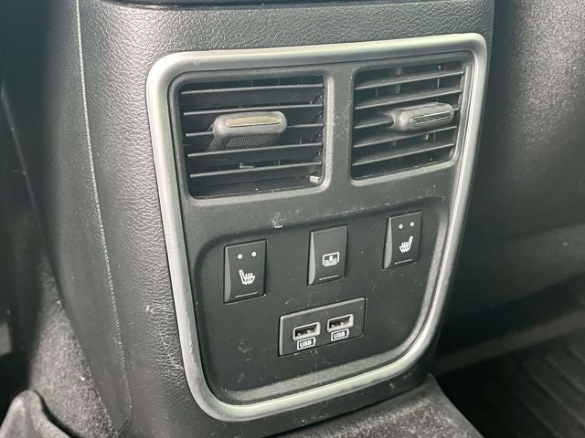 2023 Chrysler 300 Touring