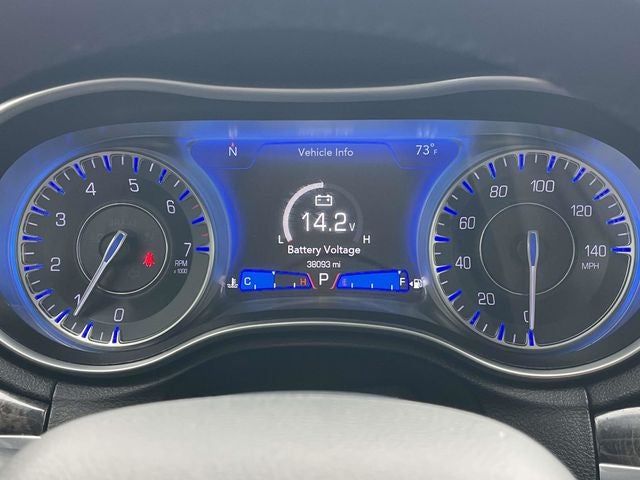 2023 Chrysler 300 Touring