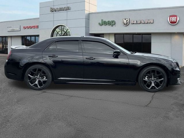 2023 Chrysler 300 Touring