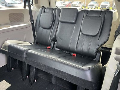 2012 Chrysler Town & Country Touring