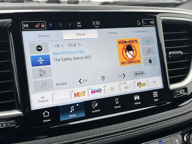 2026 Chrysler Pacifica Select