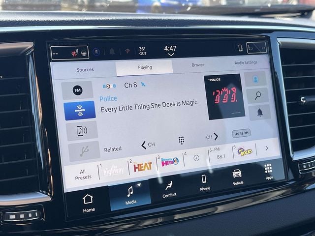 2026 Chrysler Voyager LX