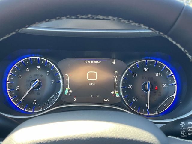 2026 Chrysler Voyager LX