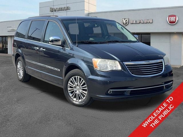 2014 Chrysler Town & Country Touring-L