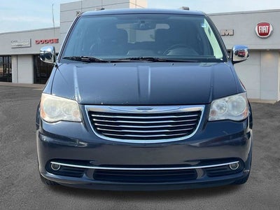 2014 Chrysler Town & Country Touring-L