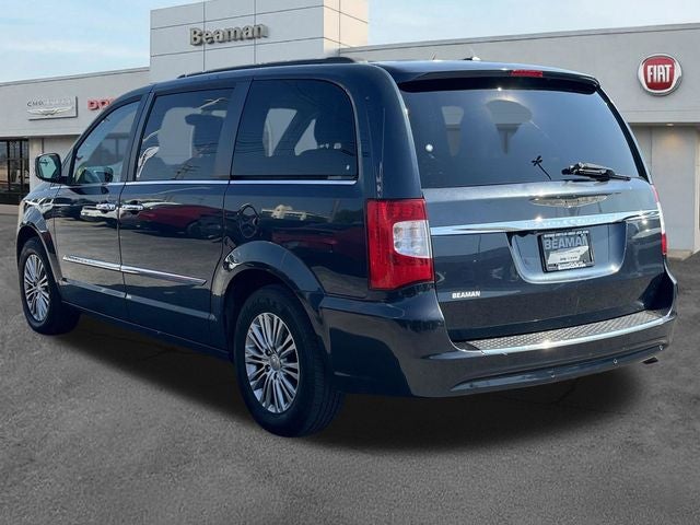 2014 Chrysler Town & Country Touring-L