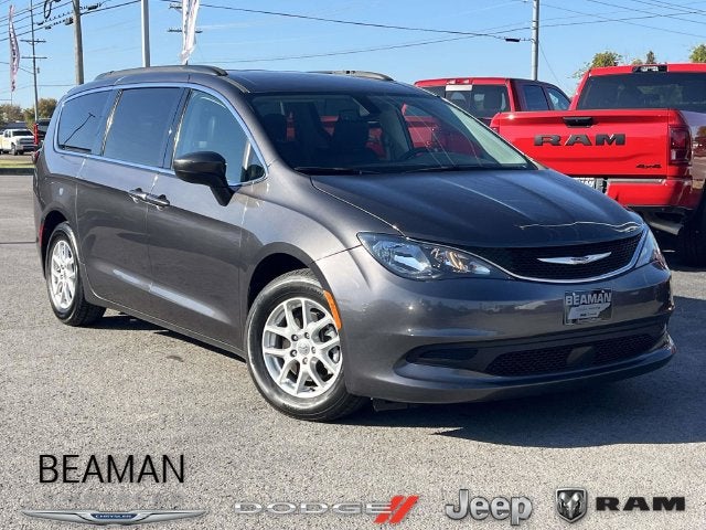 2021 Chrysler Voyager LXI