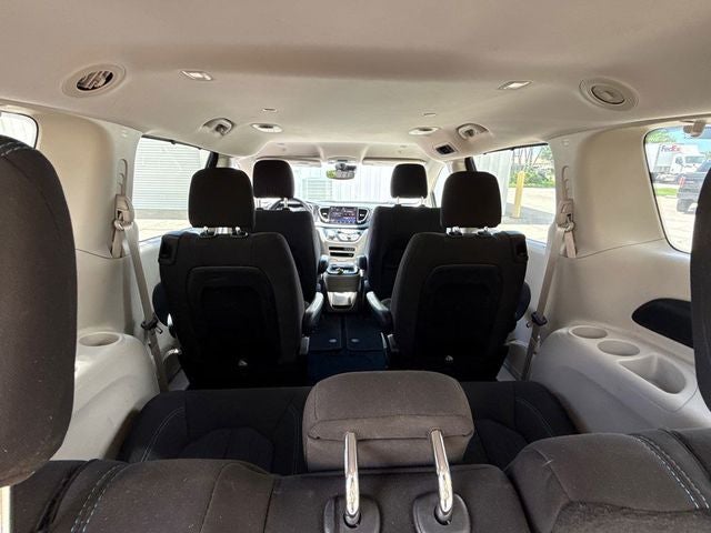 2021 Chrysler Pacifica Touring