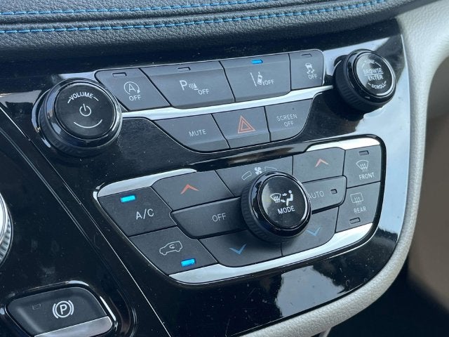 2021 Chrysler Pacifica Touring
