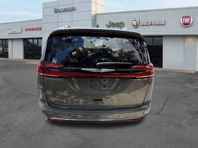 2021 Chrysler Pacifica Touring