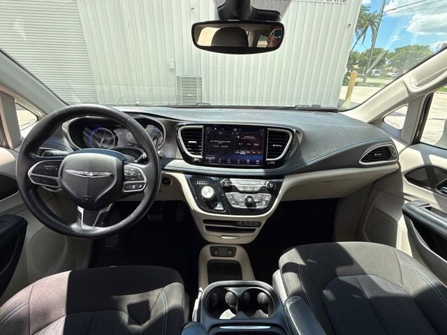 2021 Chrysler Pacifica Touring
