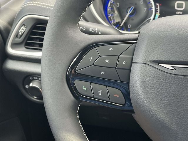 2027 Chrysler Pacifica Limited