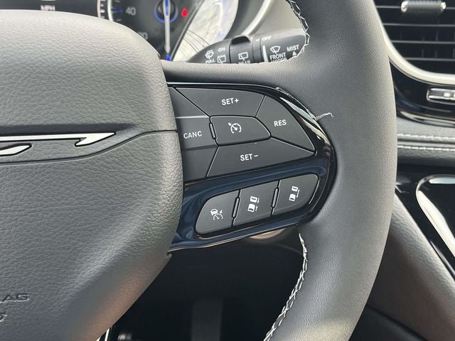 2027 Chrysler Pacifica Limited